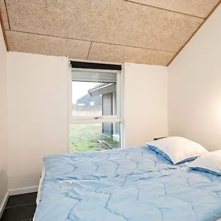 For 24 Guests, Semesterbostad