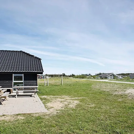 Semesterbostad For 24 Guests, Brovst